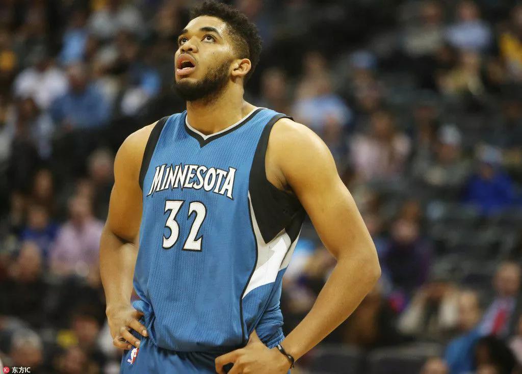 是球员互换 是球员互换